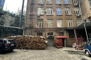 комерційна за адресою Глибочицька вул., 2