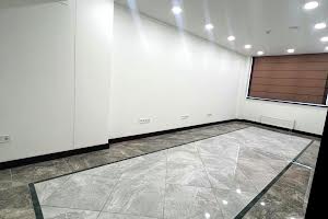 комерційна за адресою Жилянська вул., 68