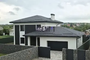 будинок за адресою Зоряна вул.