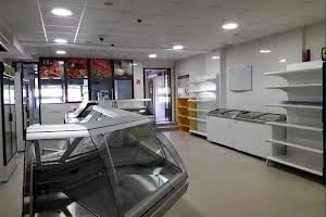 комерційна за адресою Незалежності вул., 8г