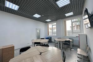 комерційна за адресою Замостянська вул. (50-річчя Перемоги), 15