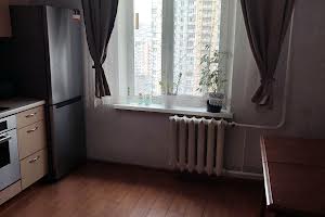 квартира за адресою Драгоманова вул., 8-Б