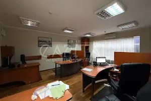 комерційна за адресою Оболонська набережна вул., 7