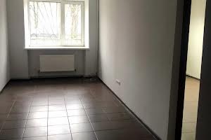 комерційна за адресою Степана Бандери вул. (Чапаєва), 1