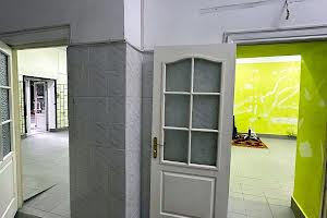коммерческая по адресу Листопадная ул., 16