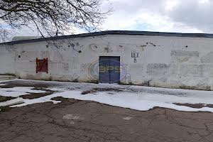 комерційна за адресою Центральна, 1