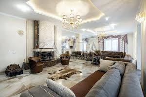 будинок за адресою Центральна вул., 21-А