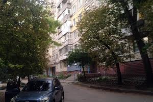 квартира за адресою Драгоманова вул. (Димитрова), 64