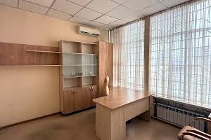 комерційна за адресою Сімферопольська вул., 11