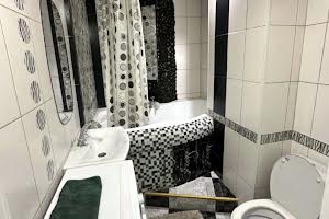 квартира за адресою Соборна вул. (50 років Жовтня), 36