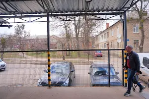 коммерческая по адресу вул.Миколи Кравченка(Фонвізіна), 15