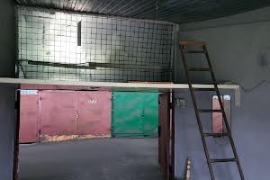 комерційна за адресою Пантелеймона Куліша вул. (Челябінська), 2