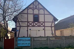 дом по адресу с. Пархомовка, Свято-Покровська, 113