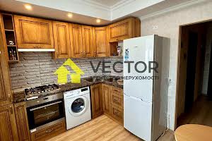 квартира за адресою Сергія Параджанова вул., 1