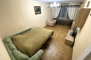 квартира за адресою Братиславська вул., 44 а