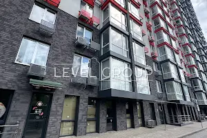 комерційна за адресою Олега Мудрака вул. (Генерала Наумова), 1-Б