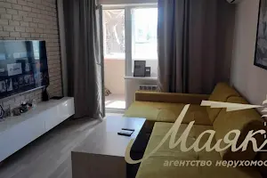 квартира за адресою Космічна вул., 81