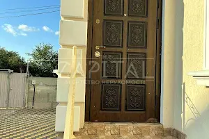 дом по адресу Мрии ул. (Академика Туполева), 19