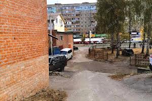 комерційна за адресою Чураївни вул., 1