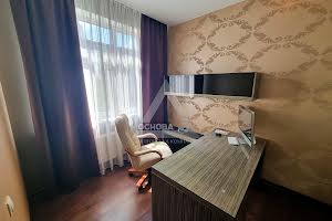 квартира по адресу Розваги ул., 27