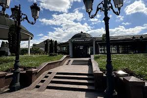 комерційна за адресою Рівне, Соборна вул., 65а