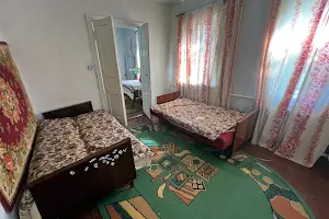будинок за адресою Набережна