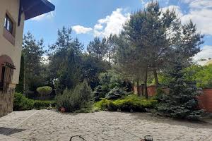 дом по адресу Львівська вул.