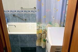 квартира за адресою Старицького вул., 8