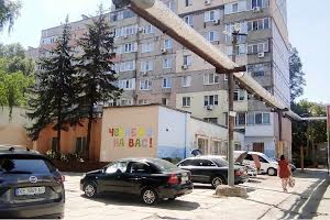 квартира за адресою Космодромна вул., 8