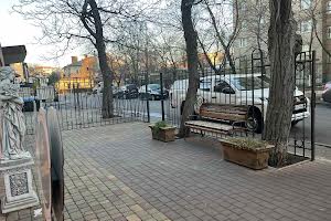 комерційна за адресою Лігінська вул., 2а