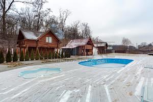 коммерческая по адресу Школьная ул., 1