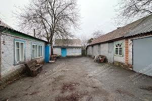 дом по адресу Центральна, 1