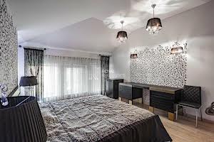 дом по адресу с. Вишенки, Садовая ул., 3