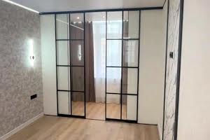 квартира за адресою Перлинна вул., 8