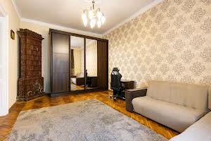 квартира за адресою Патріарха Димитрія Яреми вул. (Антона Чехова), 20