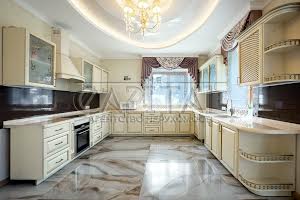 будинок за адресою Центральна вул., 21-А