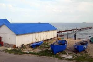 коммерческая по адресу Центральна, 6