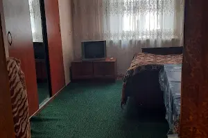 квартира за адресою Середня вул., 59