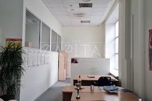 коммерческая по адресу Дениса Монастирського ул. (Василя Сурікова), 3А