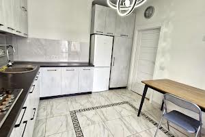 квартира за адресою Залізнична, 23