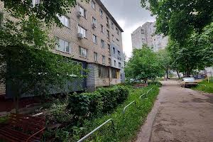 квартира за адресою Северина Потоцького пров. (Сімнадцятого Партз'їзду), 8
