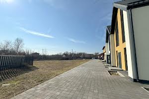 дом по адресу с. Княжичи, Садовая