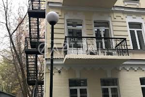 комерційна за адресою Дмитрівська вул., 44-Б