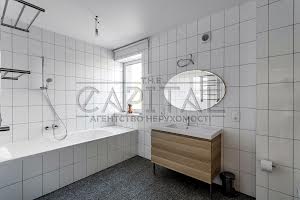 будинок за адресою Центральна вул.