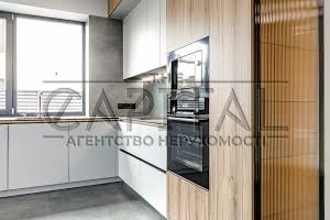 будинок за адресою Богдана Хмельницького вул.