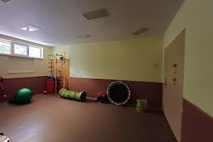 комерційна за адресою Козача вул., 47