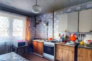 квартира за адресою пр.Героїв, 21