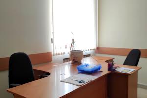 комерційна за адресою Базарна вул., 1