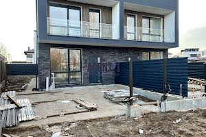 будинок за адресою Центральна вул.