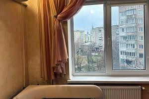 квартира за адресою C. Петлюри бульв., 10